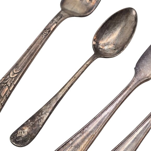 Antique Silver Plated Flatware Set Fork Spoon Butter Knives Elegant JJ3781 - Picture 5 of 14